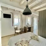 Villa Koumaros *