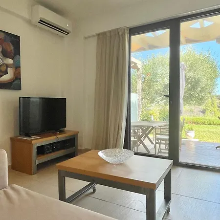 Koumaros * Agia Paraskevi (Kassandra)