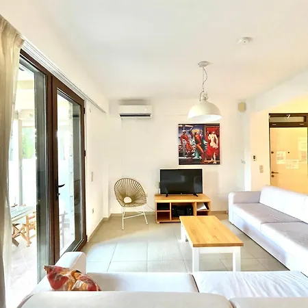 Villa Koumaros