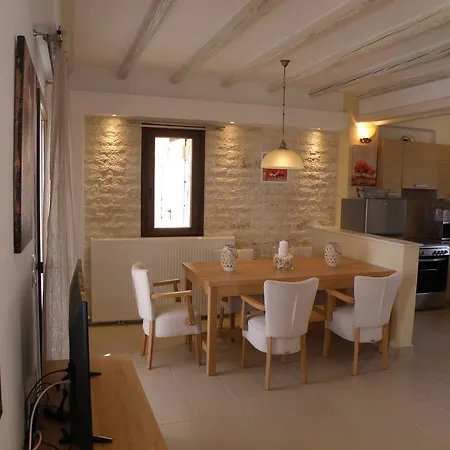 Koumaros アギア・パラスカヴィ