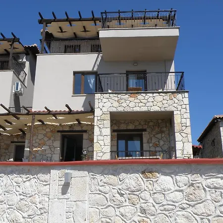 Villa Koumaros *