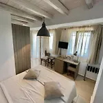 Koumaros Villa *