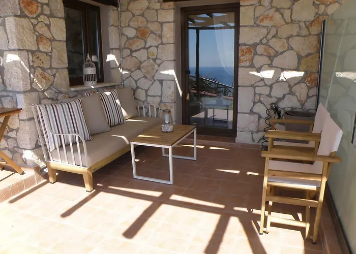 Koumaros * Aya Paraskevi