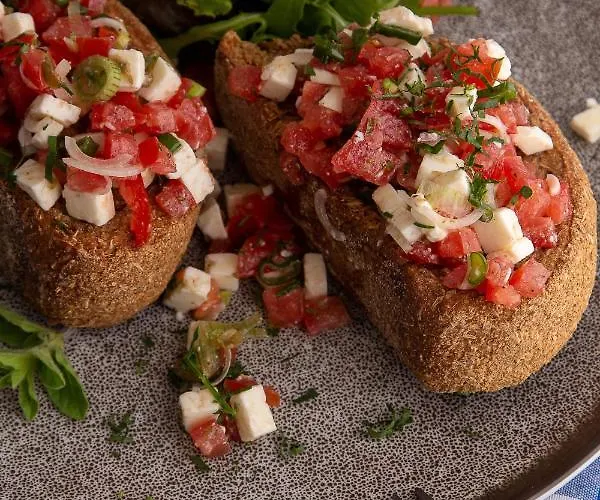 فيلة Koumaros أغيا باراسكيفي